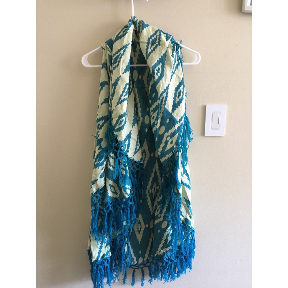 LF Reversible Aztec Cardigan